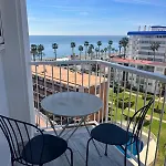 Cozy With Stunning View